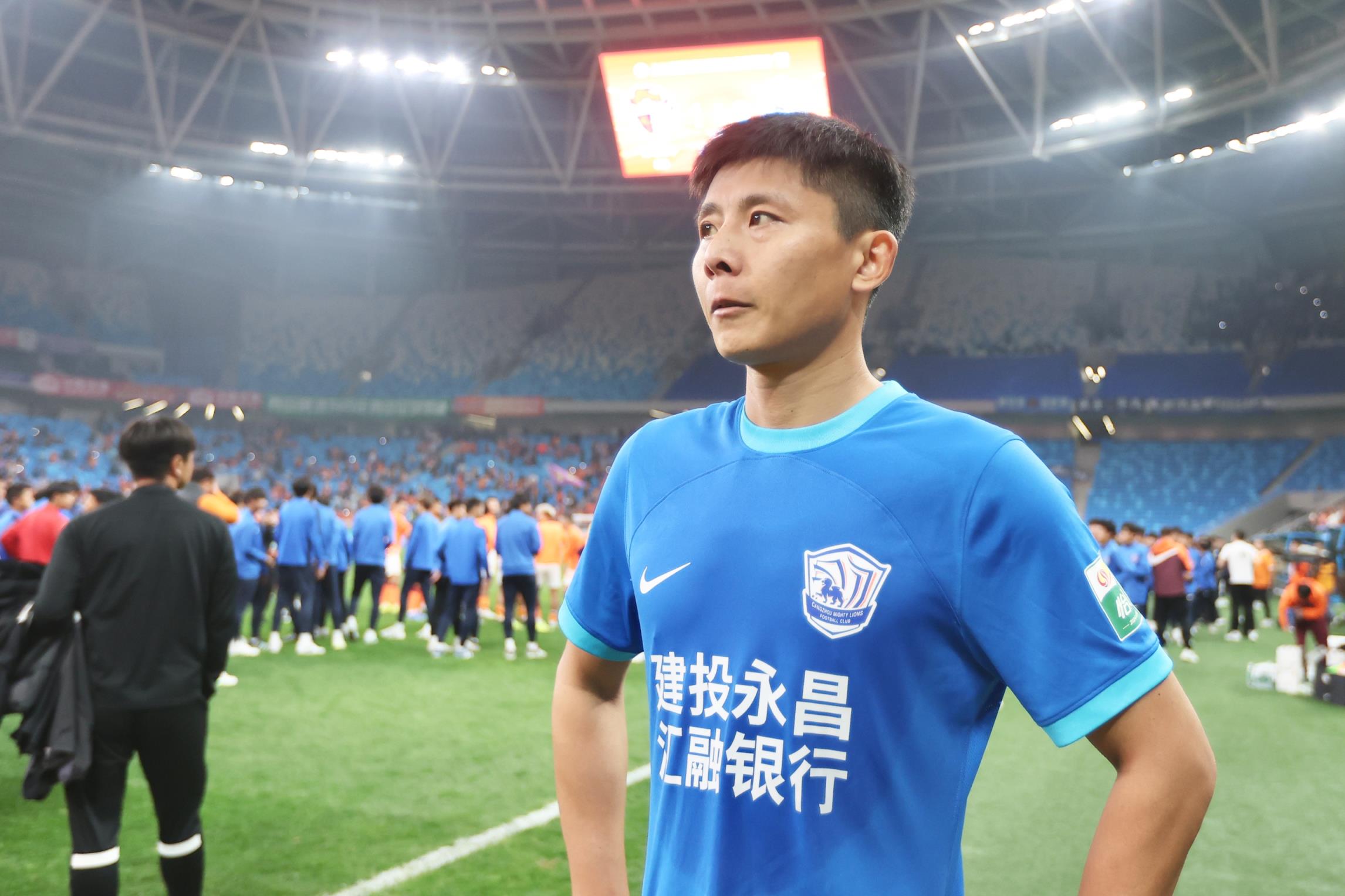 今天第5個(gè)！鄭凱木質(zhì)疑滄州：連續(xù)四年欠球員工資，還能過準(zhǔn)入？